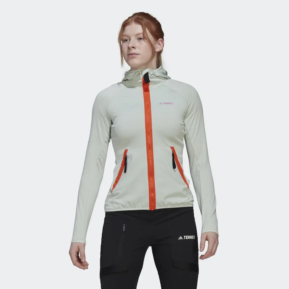 Adidas Veste de randonnée légère à capuche Terrex Tech Flooce. 2