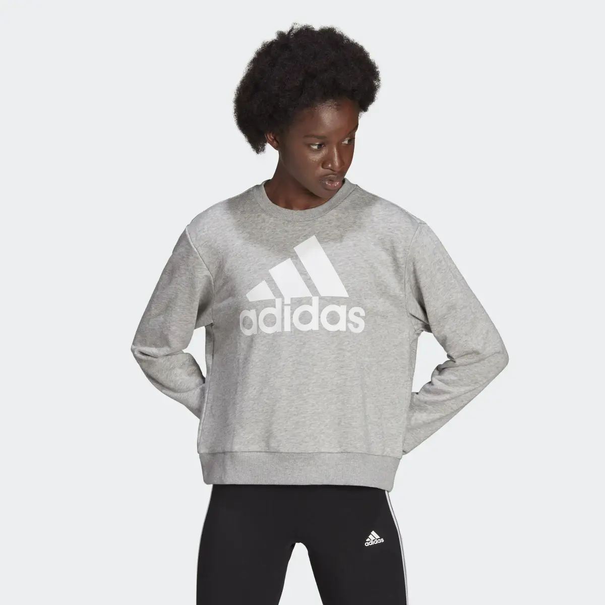 Adidas Essentials Logo Loose Sweatshirt. 2
