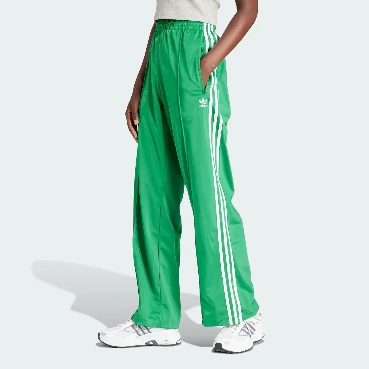Adidas Pantalon de survêtement ample Firebird. 1