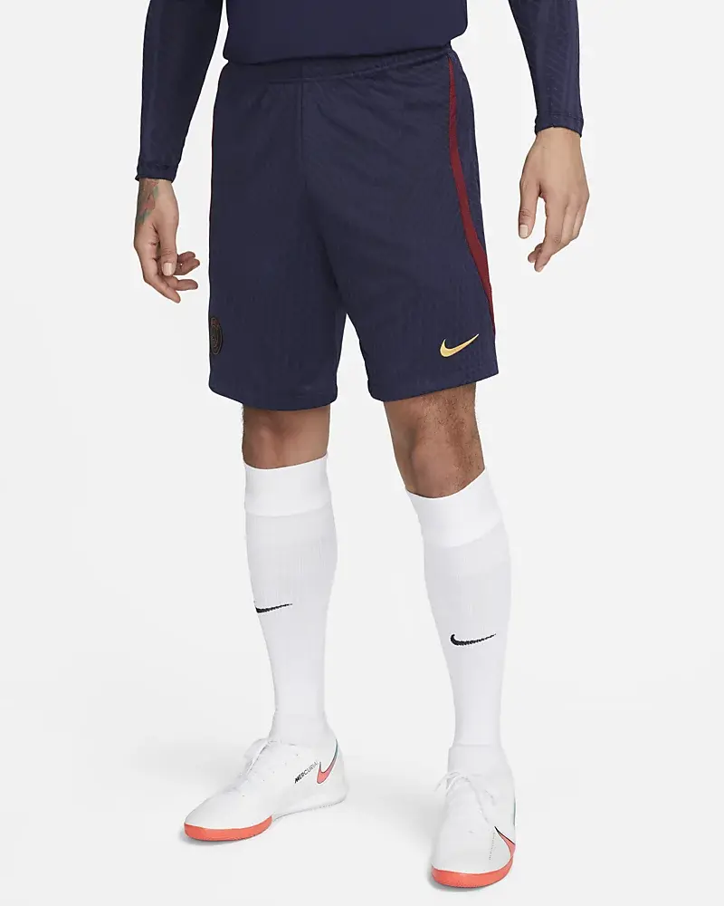 Nike Paris Saint-Germain Strike. 1