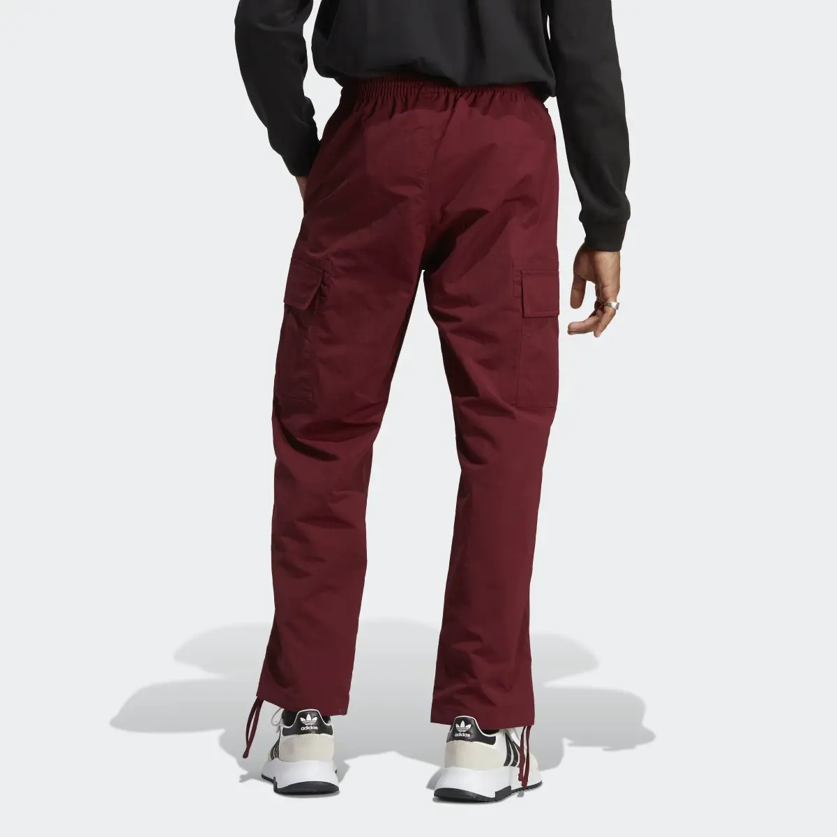 Adidas Pants Cargo Premium Essentials. 2