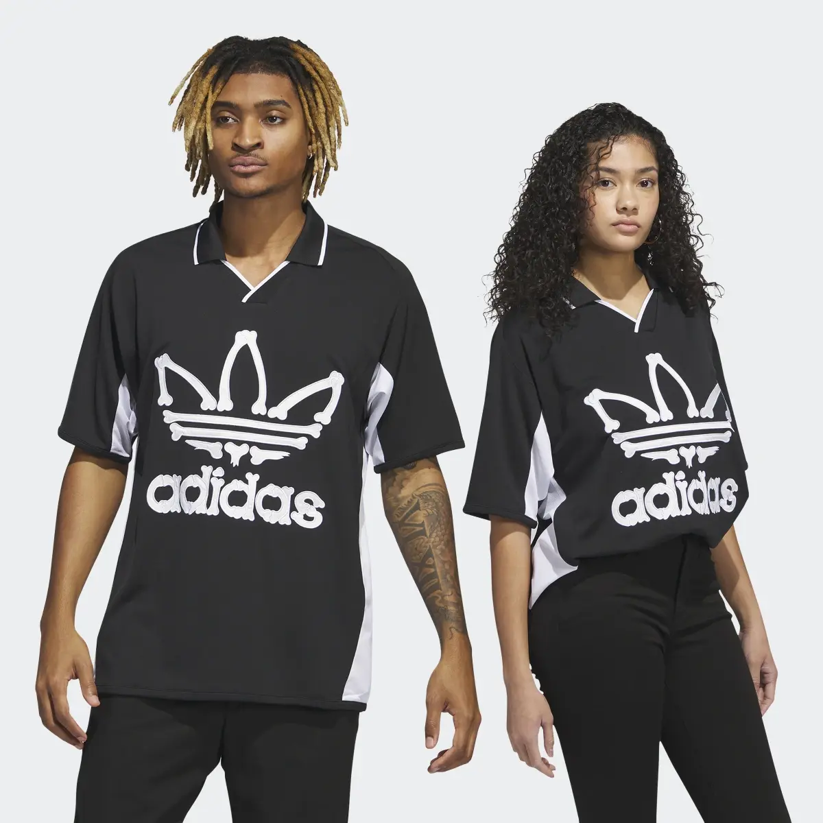 Adidas Jeremy Scott Fußballtrikot. 1