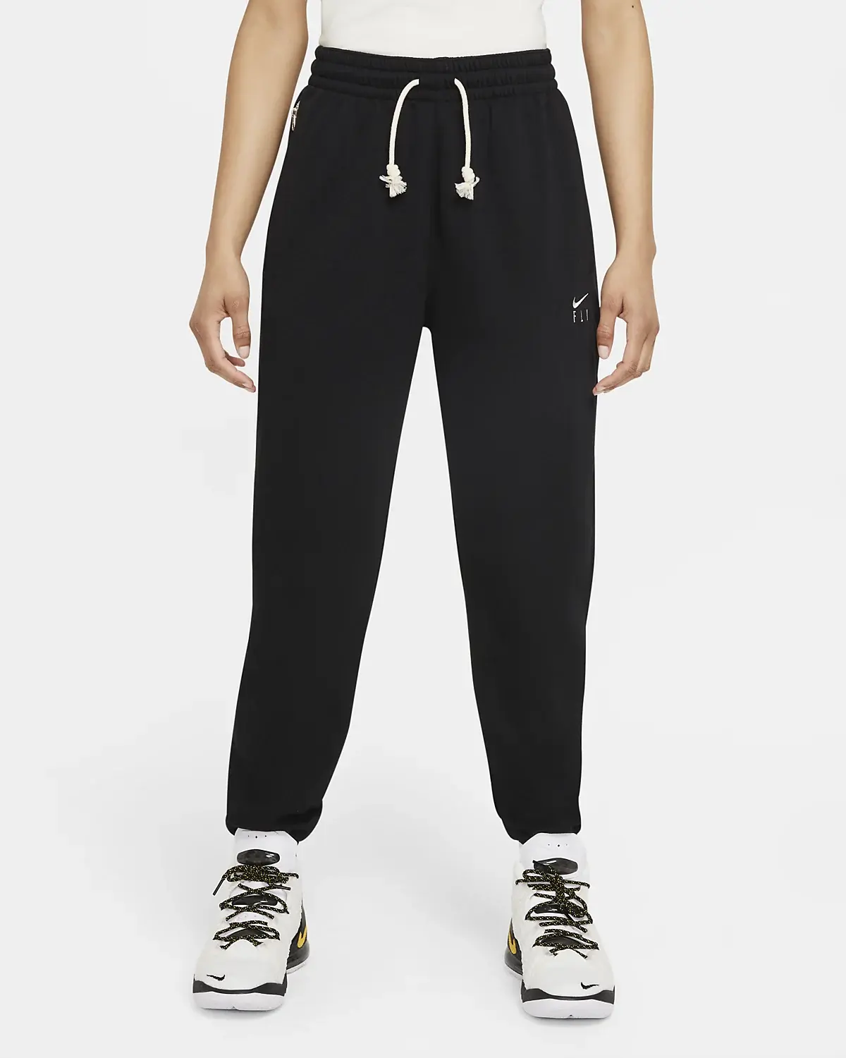 Nike Dri-FIT Swoosh Fly Standard Issue. 1