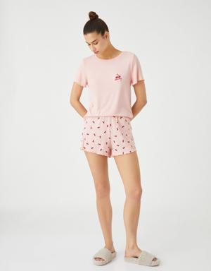 Şortlu Pijama Takımı Fitilli İşlemeli Kiraz Desenli Viskon Karışımlı