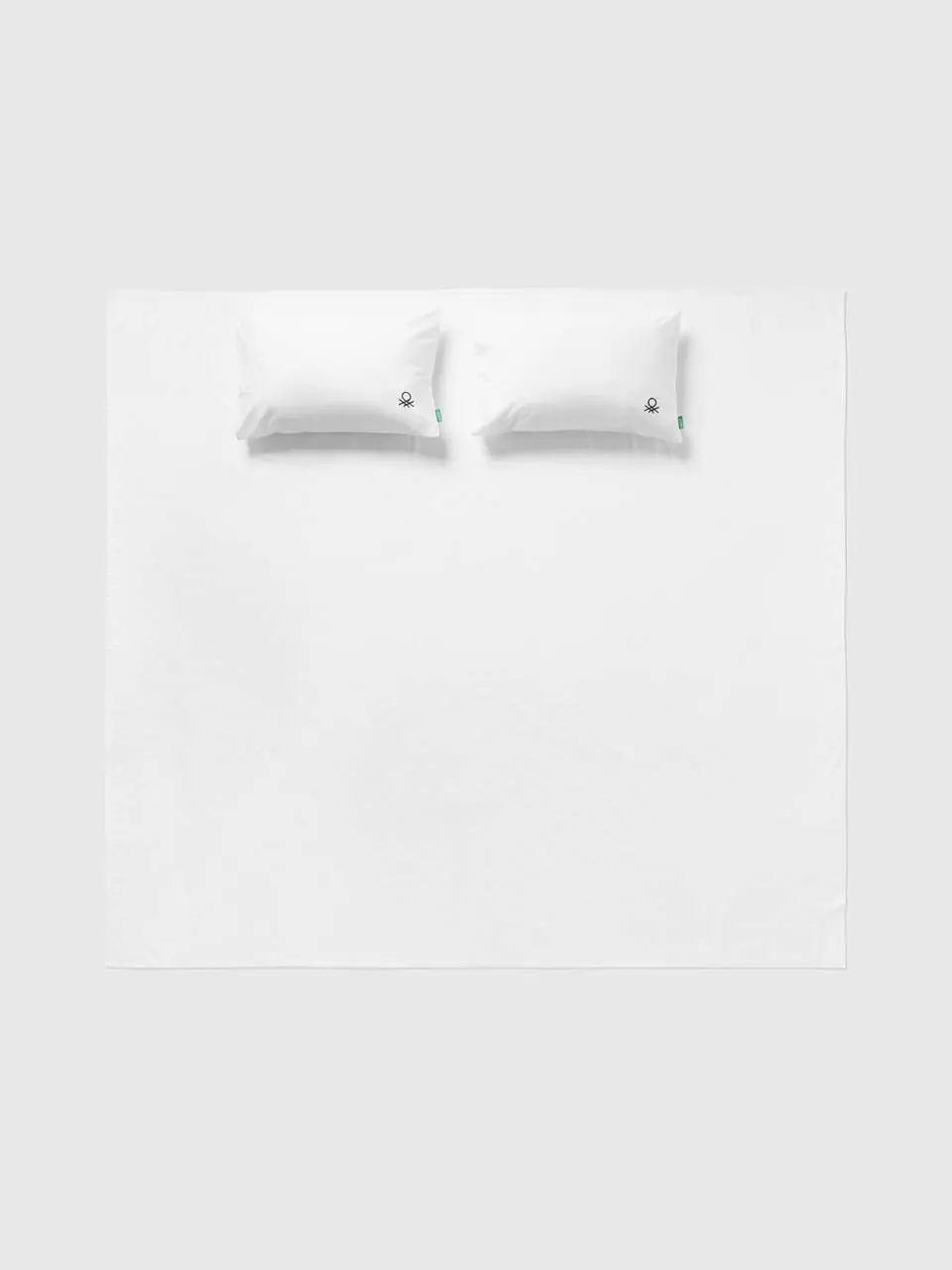 Benetton set of white double bed sheets. 1