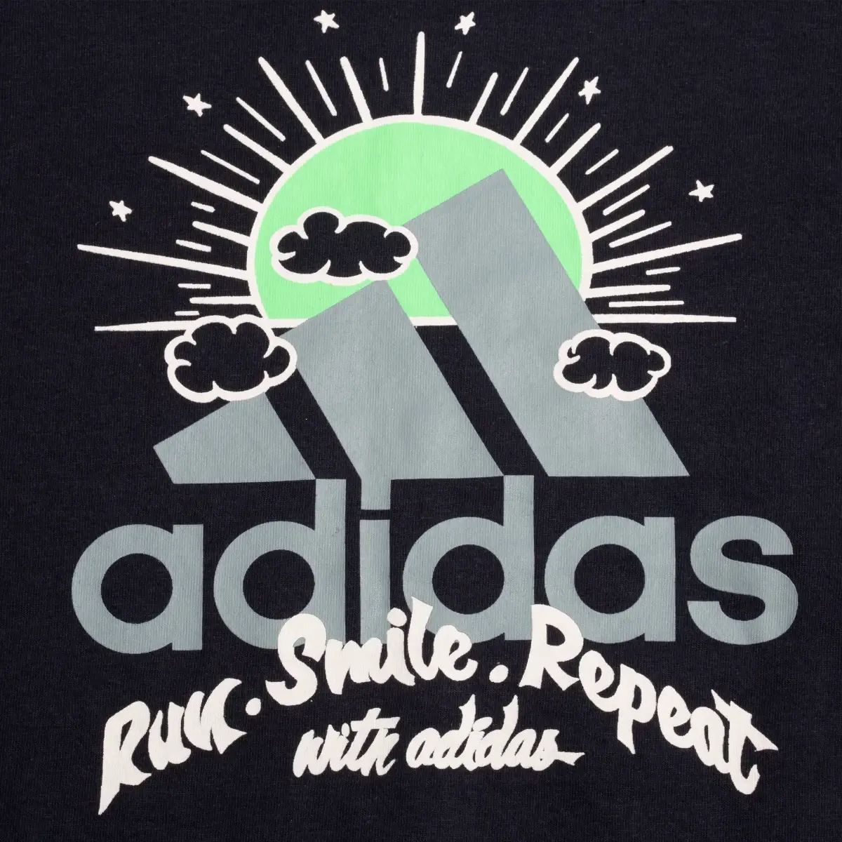 Adidas Playera Graphic A World Run. 3