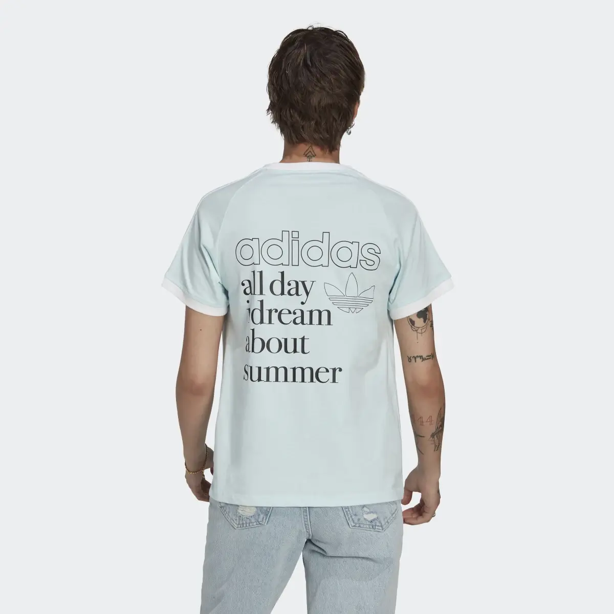 Adidas T-shirt Graphic. 3