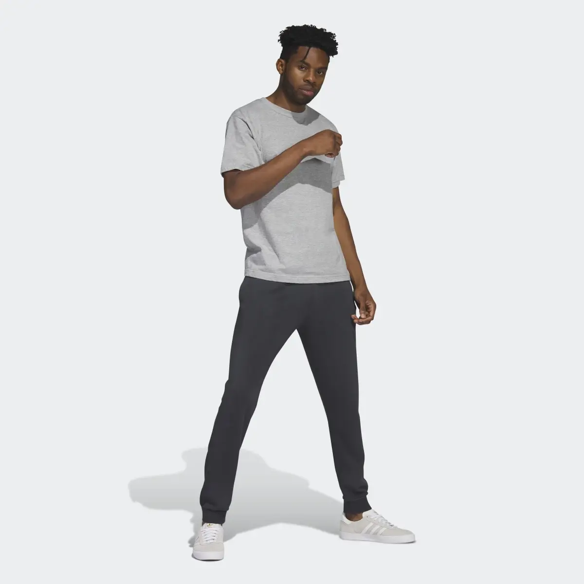 Adidas Pantalon de survêtement Essentials+ Dye. 3