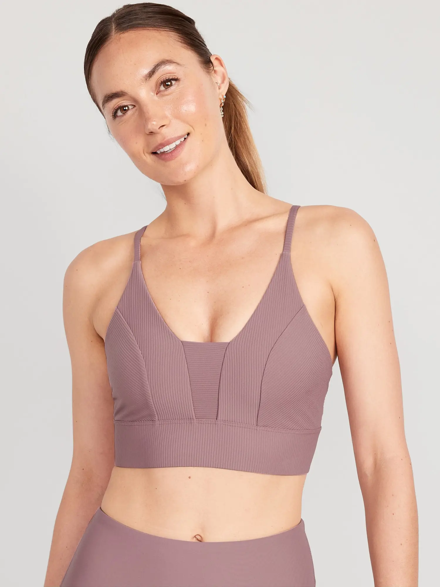 Old Navy Light Support PowerSoft Textured-Rib Sports Bra for Women pink. 1