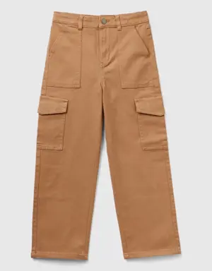 straight leg cargo trousers