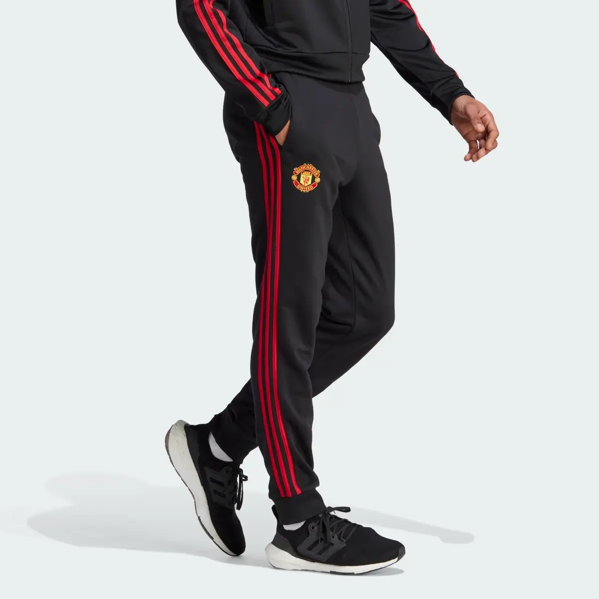 Adidas Manchester United DNA Sweat Pants. 1