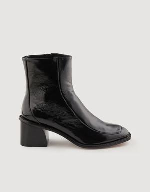 Patent leather boots with heel