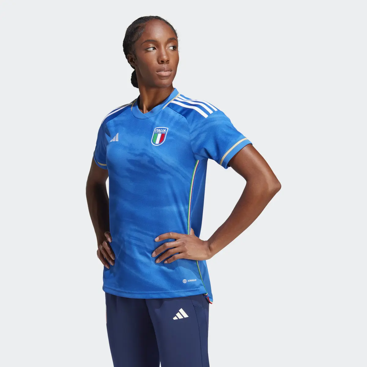 Adidas Camisola Principal 23 da Seleção Feminina da Itália. 2