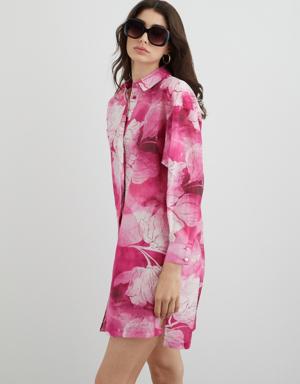 Pink Shirt With a Long Floral Pattern On The Back