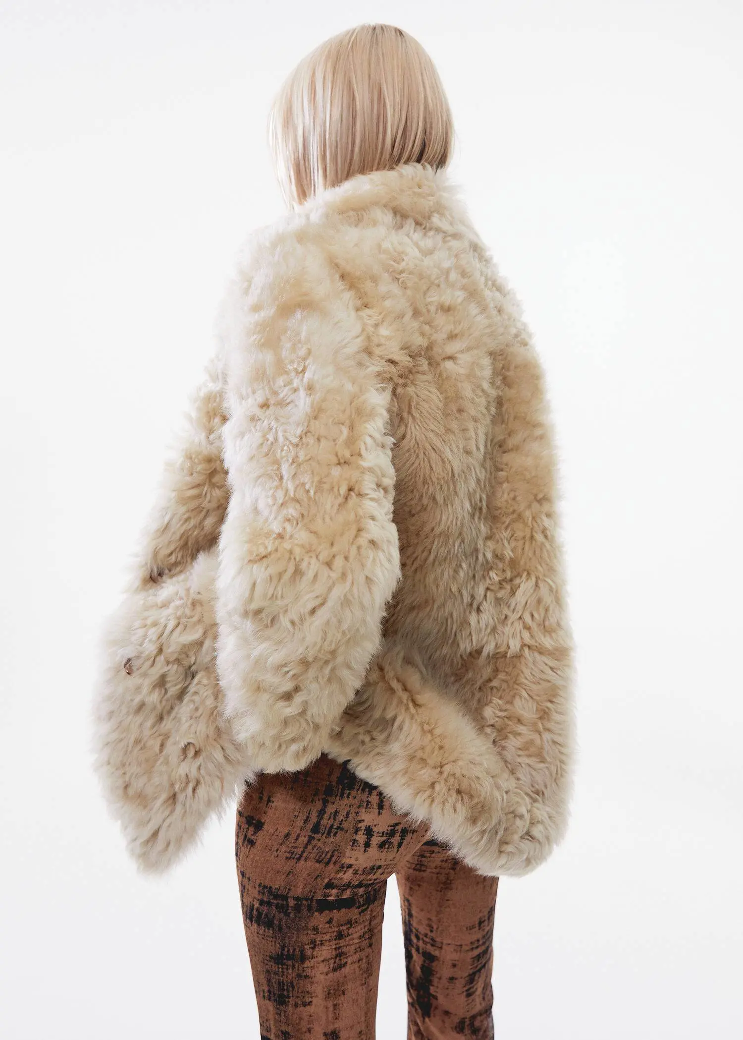 Mango Leather coat with fur-effect interior. 3