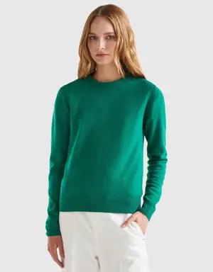 forest green crew neck sweater in merino wool