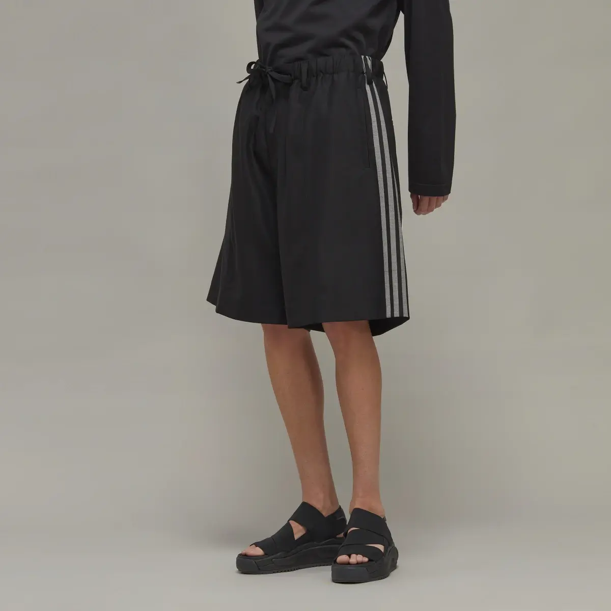 Adidas Y-3 3-Streifen Refined Wool Tailored Shorts. 1 Adidas Y-3 3-Streifen Refined Wool Tailored Shorts. 1