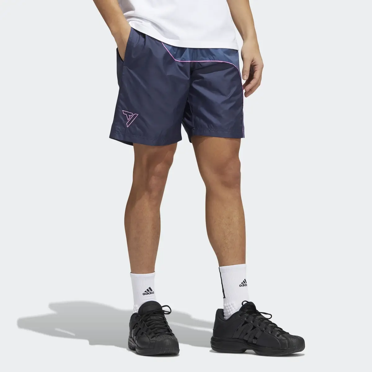 Adidas Shorts Trae. 1