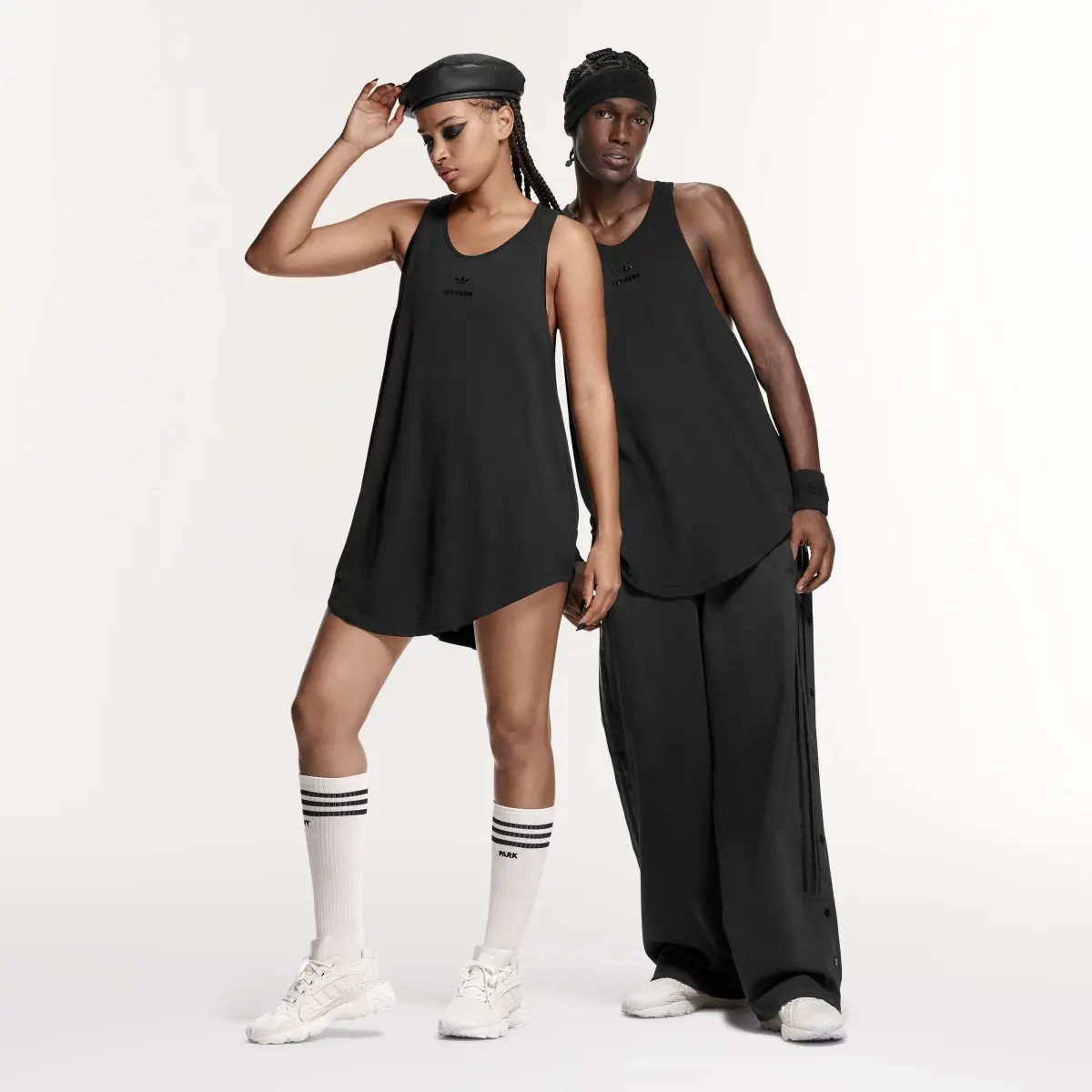 Adidas Racerback Tanktop – Genderneutral. 1