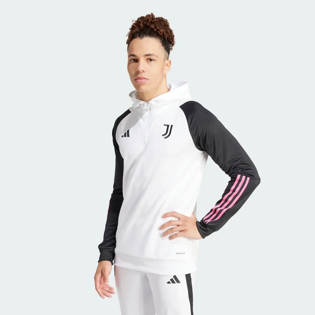 Adidas Juventus Tiro 23 Hoodie. 2