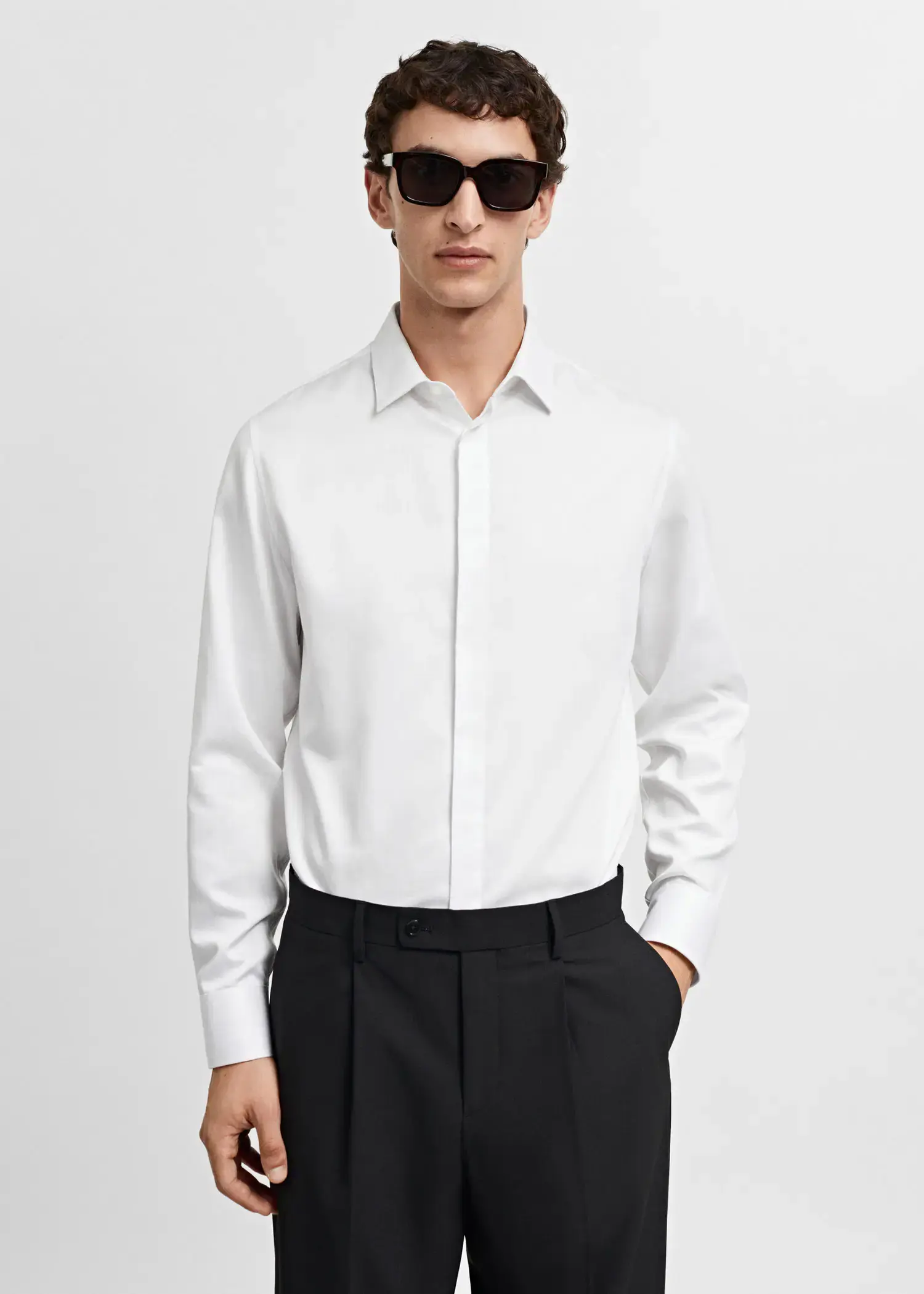 Mango 100% cotton slim-fit suit shirt. 2