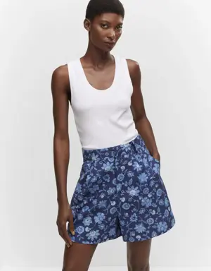 Floral-print shorts