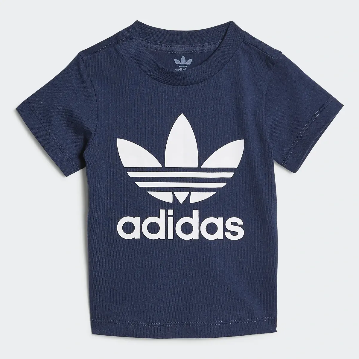 Adidas Trefoil Shorts und T-Shirt Set. 3