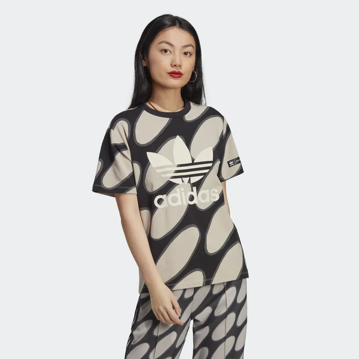 Adidas T-shirt imprimé Marimekko. 2