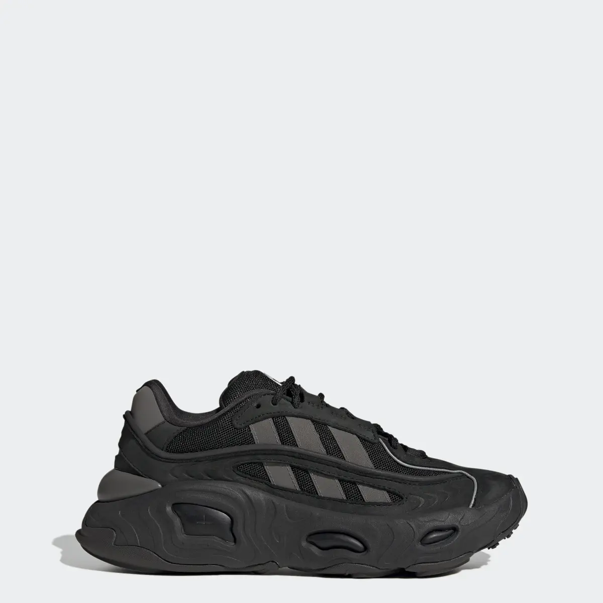 Adidas Chaussure OZNOVA. 1