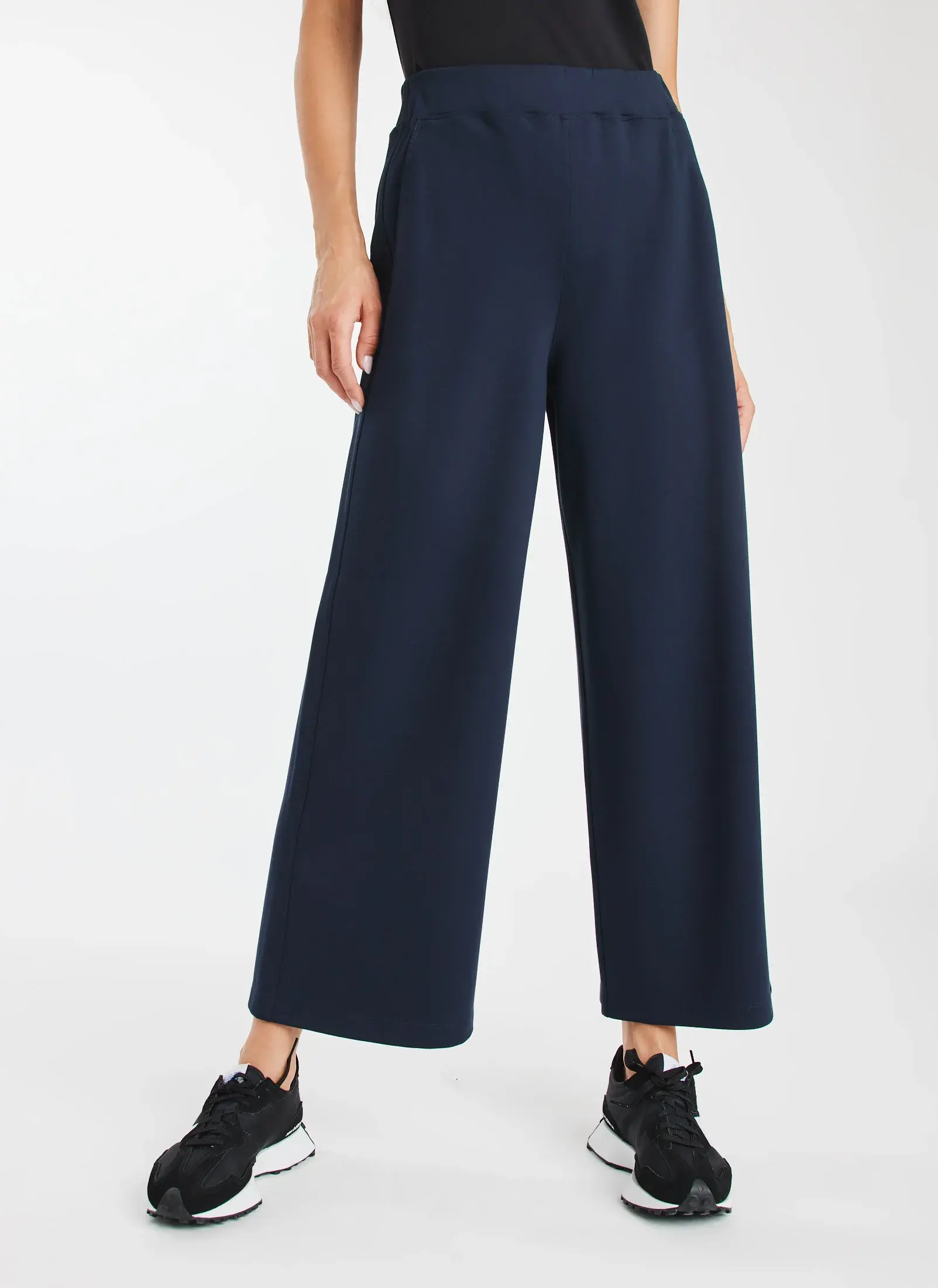 Kit And Ace Serenity Double Knit Wide Leg Pants. 1