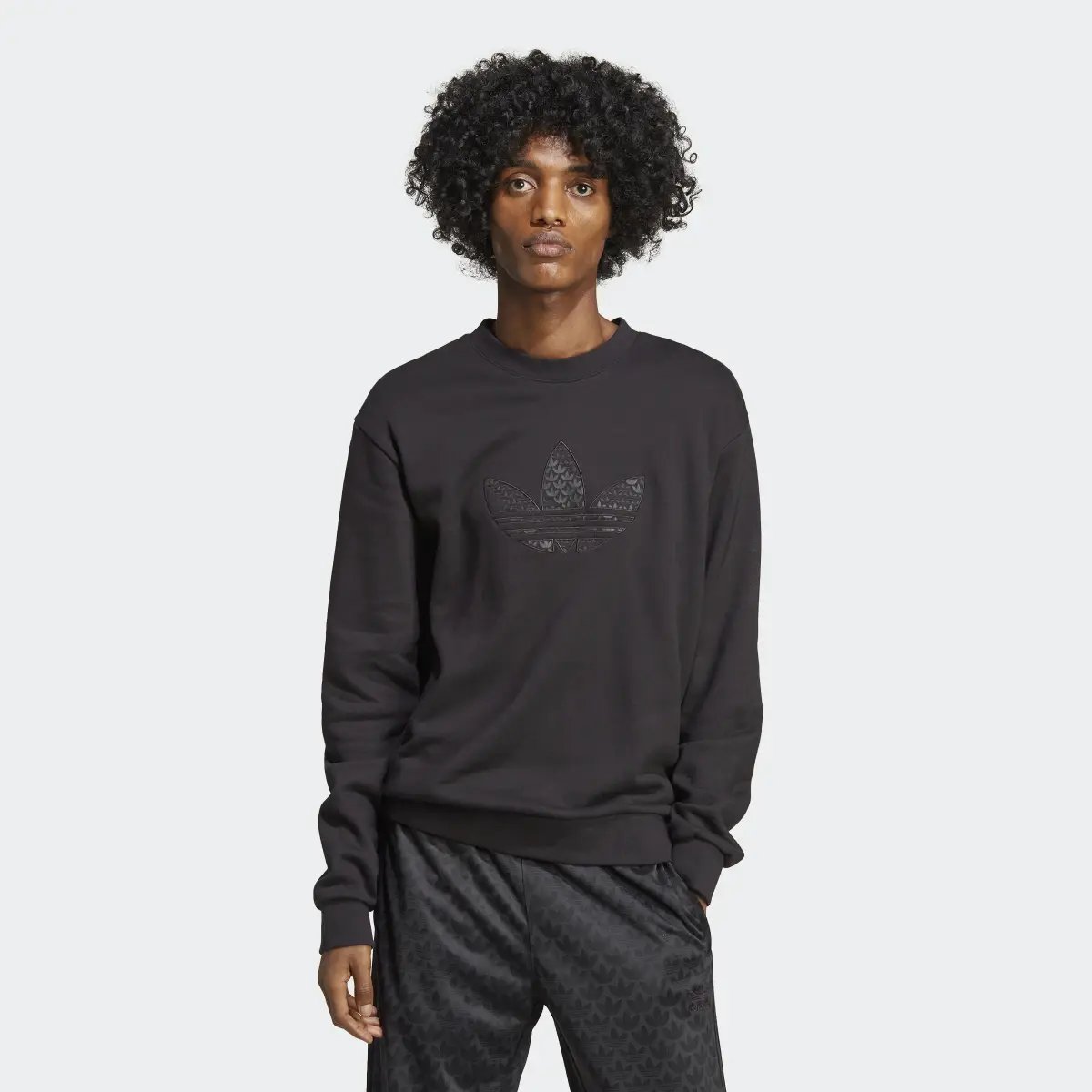 Adidas Sweat-shirt ras-du-cou à motif monogramme. 2