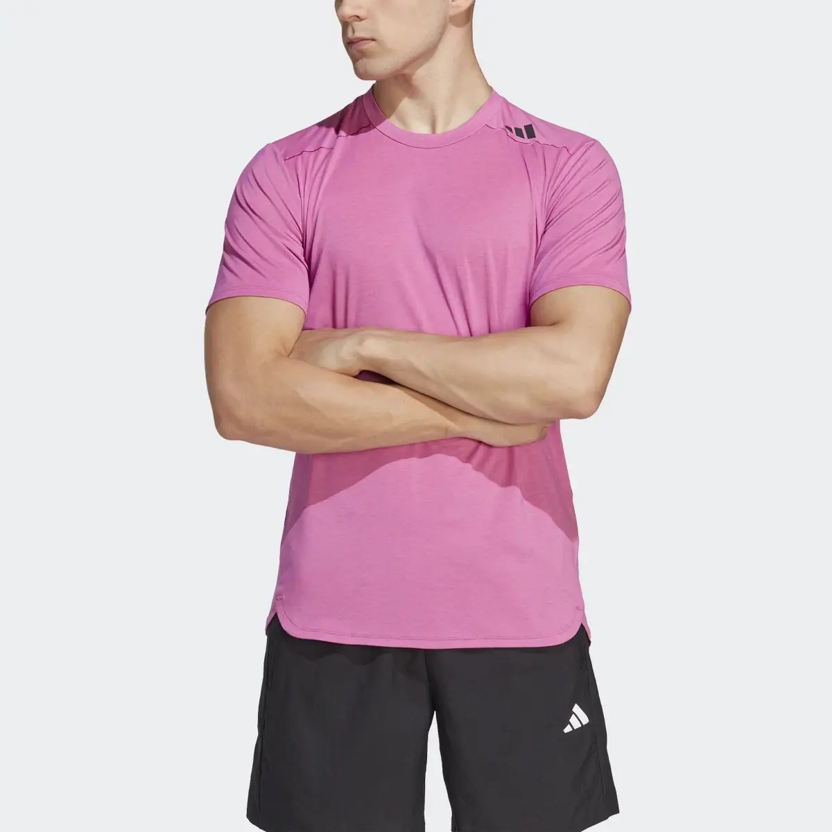 Adidas Designed for Training AEROREADY HIIT Color-Shift Training Tee. 1