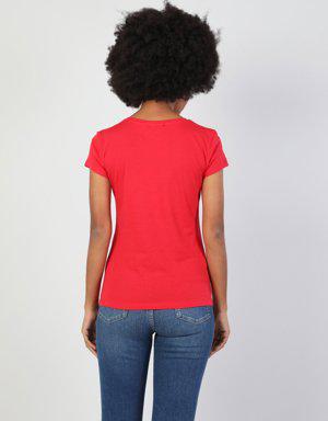 Slim Fit Bisiklet Yaka Örme Kadın Kırmızı Kısa Kol Tişört
