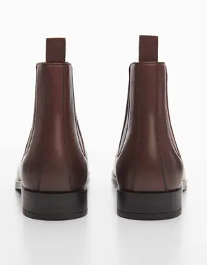 Polished leather chelsea boots