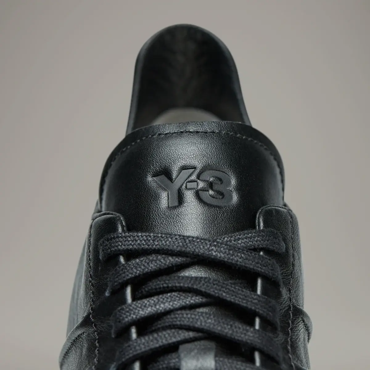 Adidas Buty Y-3 Country. 3
