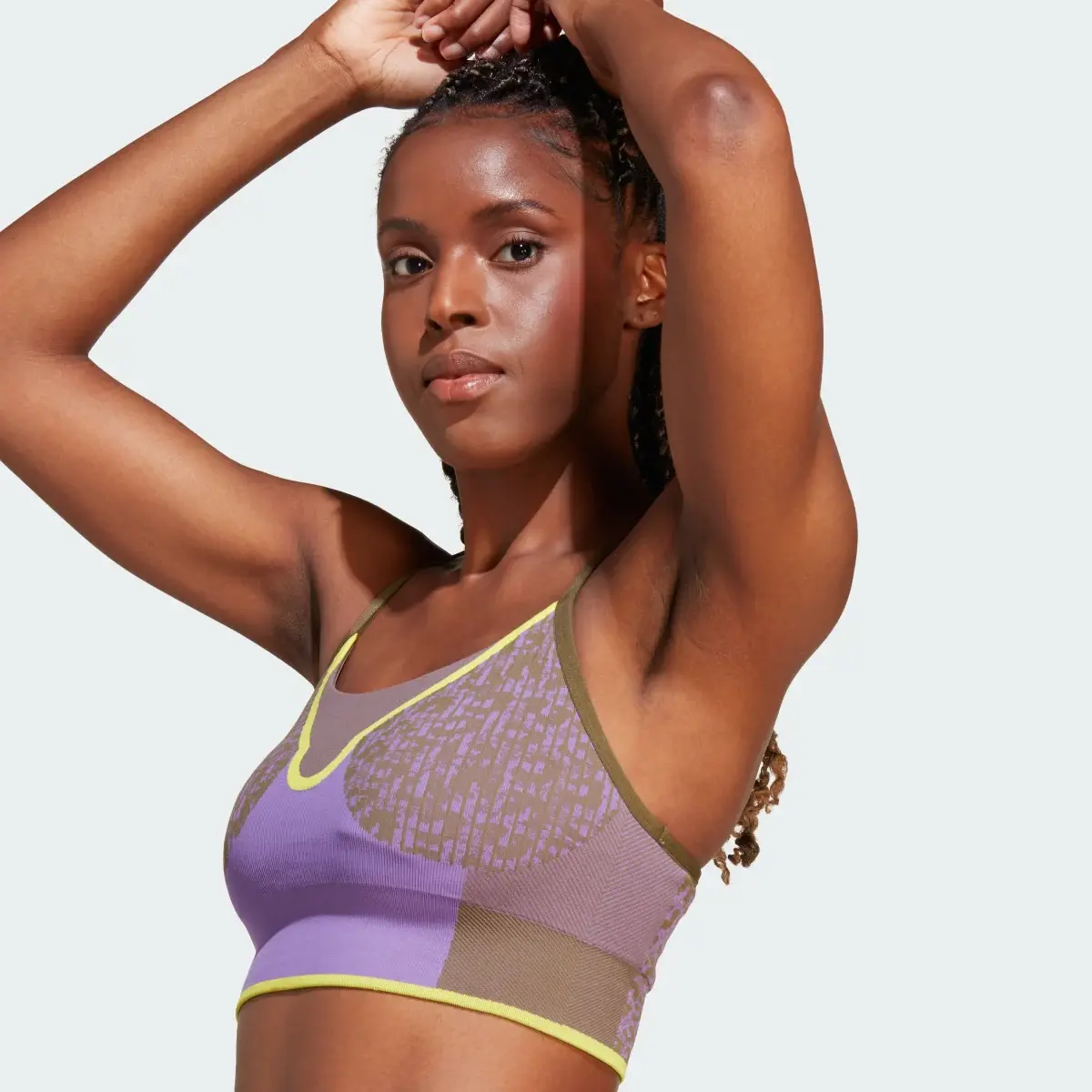 Adidas Brassière de yoga sans coutures maintien moyen adidas by Stella McCartney TrueStrength. 1