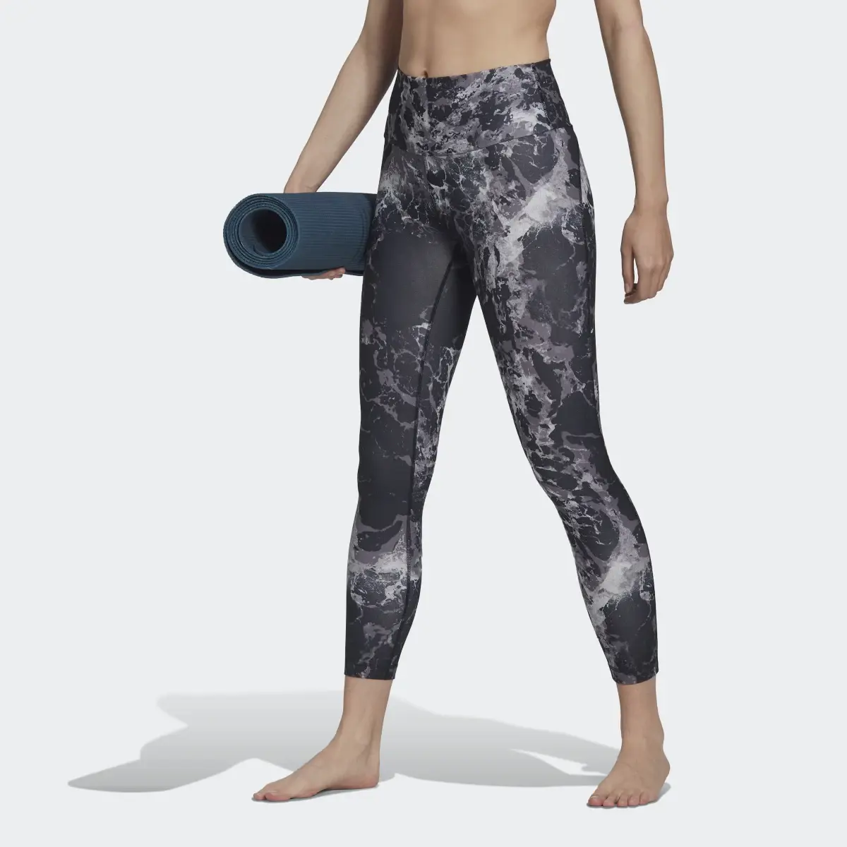 Adidas Yoga Essentials Print 7/8 Leggings. 1