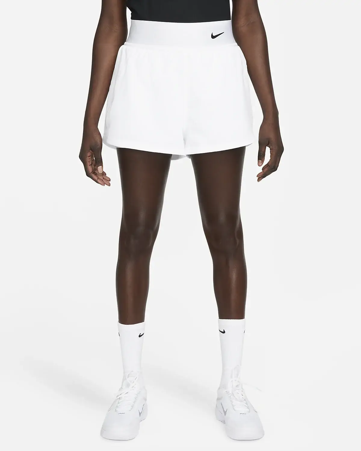 Nike Court Dri-FIT Advantage. 1