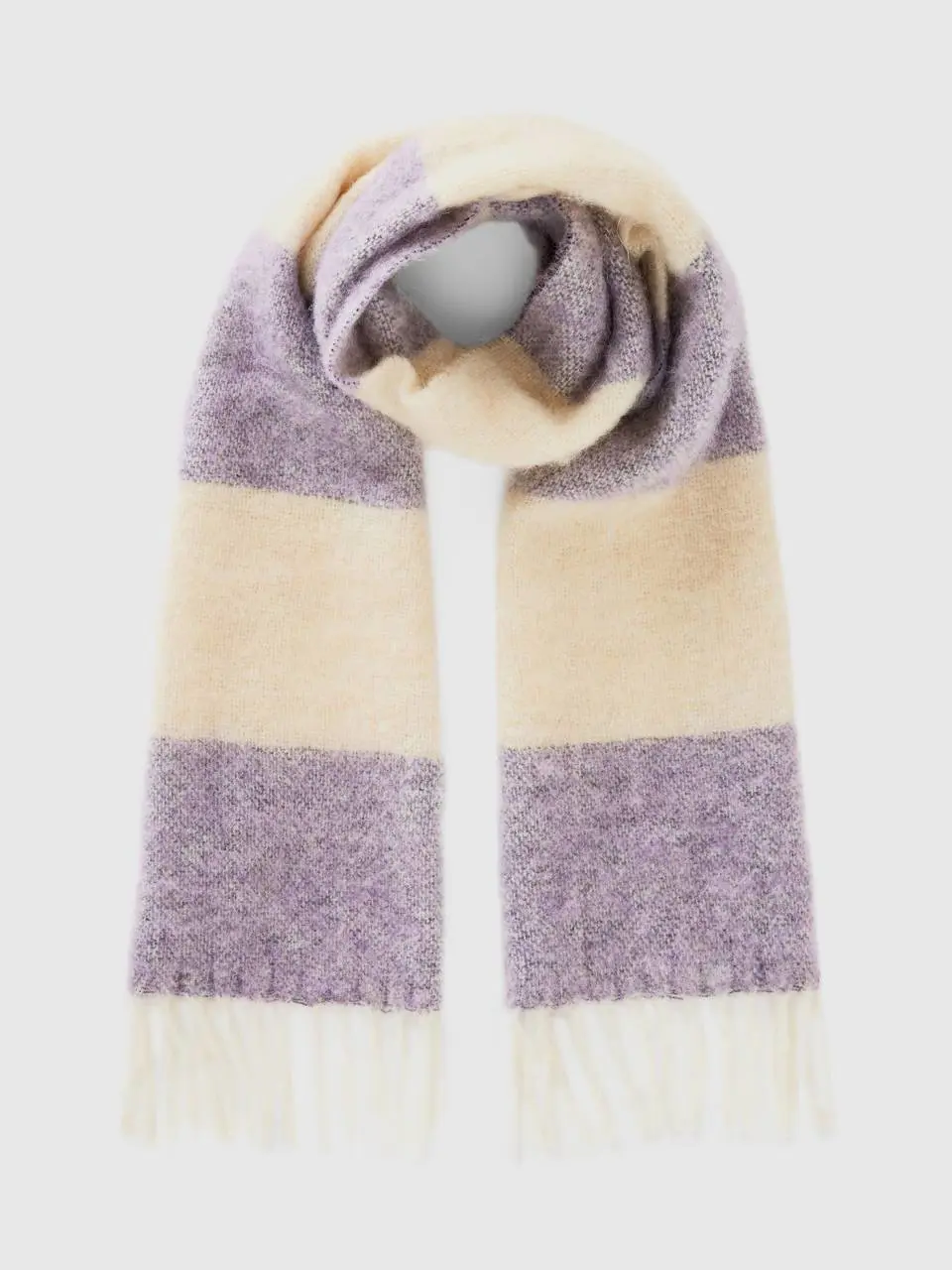 Benetton striped scarf in recycled fabric and wool blend. 1