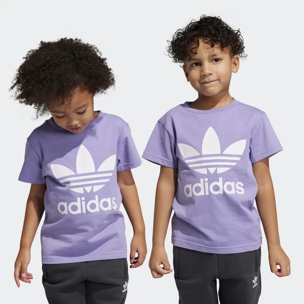 Adidas Adicolor Trefoil Tee. 1