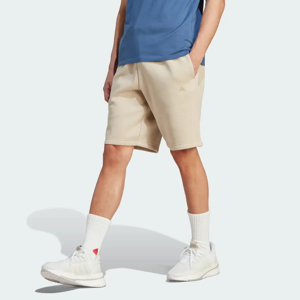 Adidas Short All SZN Fleece. 1