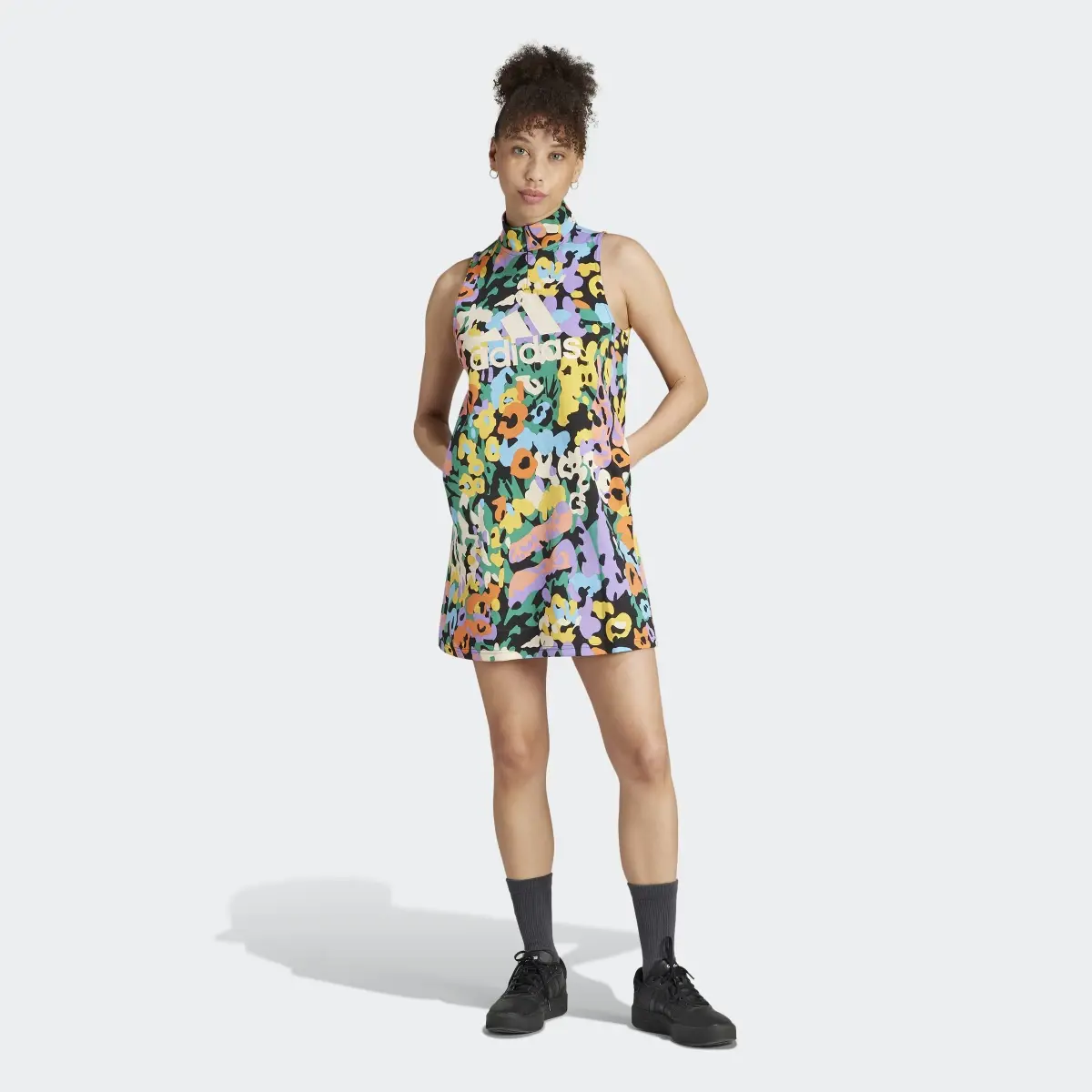 Adidas Graphic Dress. 2