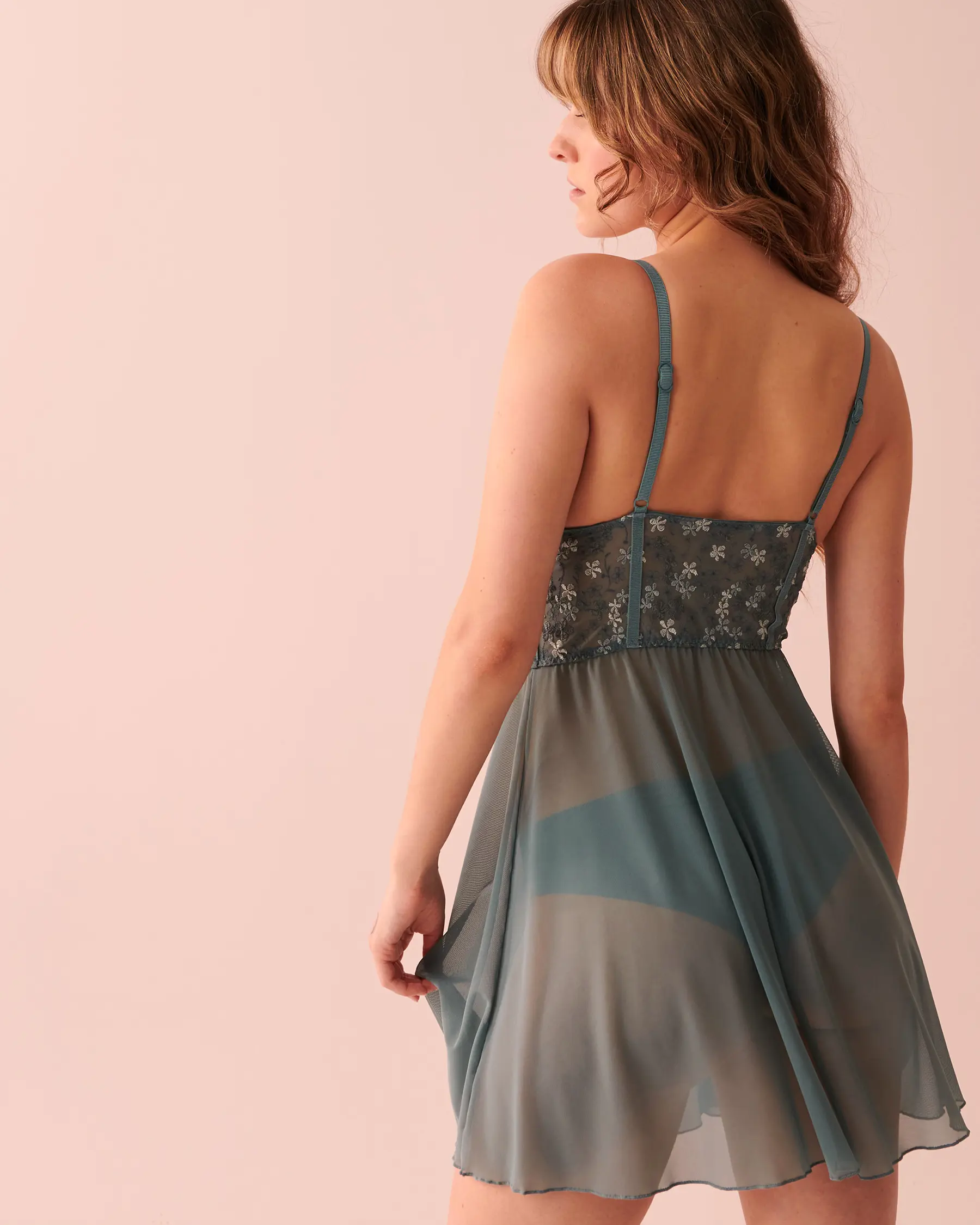 La Vie en Rose Embroidered Mesh Nightie. 2