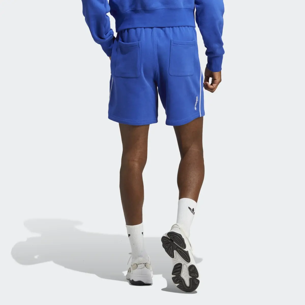 Adidas adicolor Seasonal Archive Shorts. 2