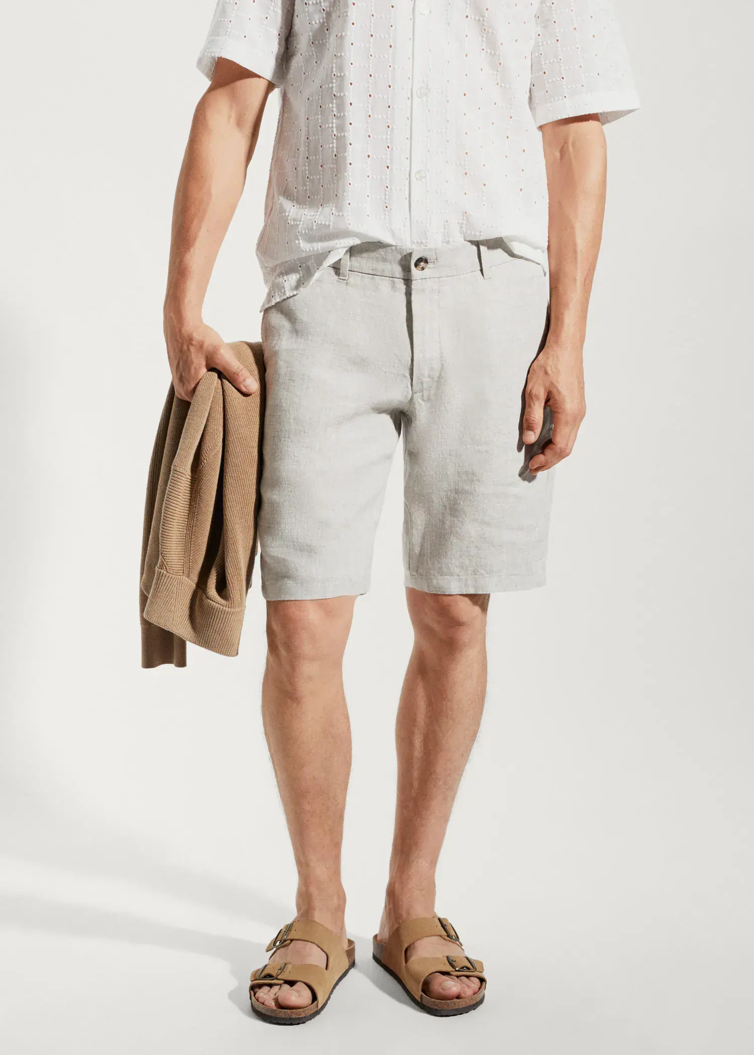 Mango Slim fit linen Bermuda shorts. 2