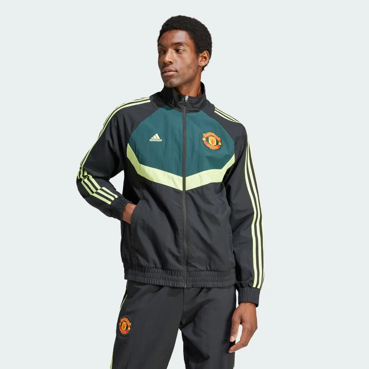 Adidas Giacca da allenamento Woven Manchester United. 2