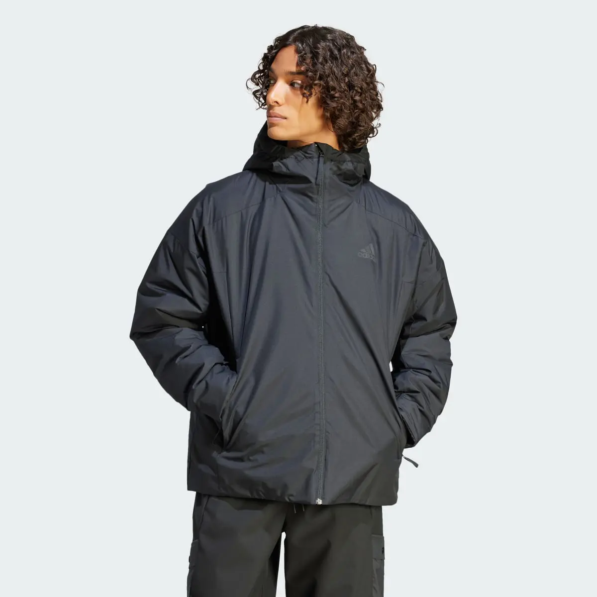 Adidas Traveer Insulated Jacket. 2
