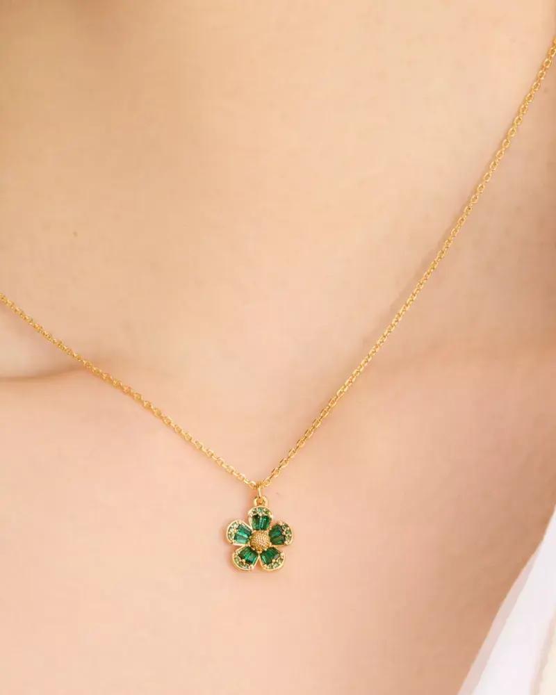 Kate Spade Fleurette Pendant. 2