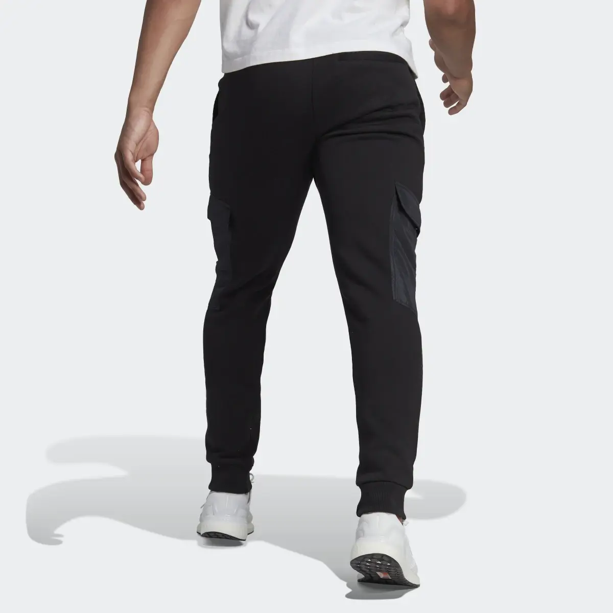 Adidas Fleece Woven Pants. 2
