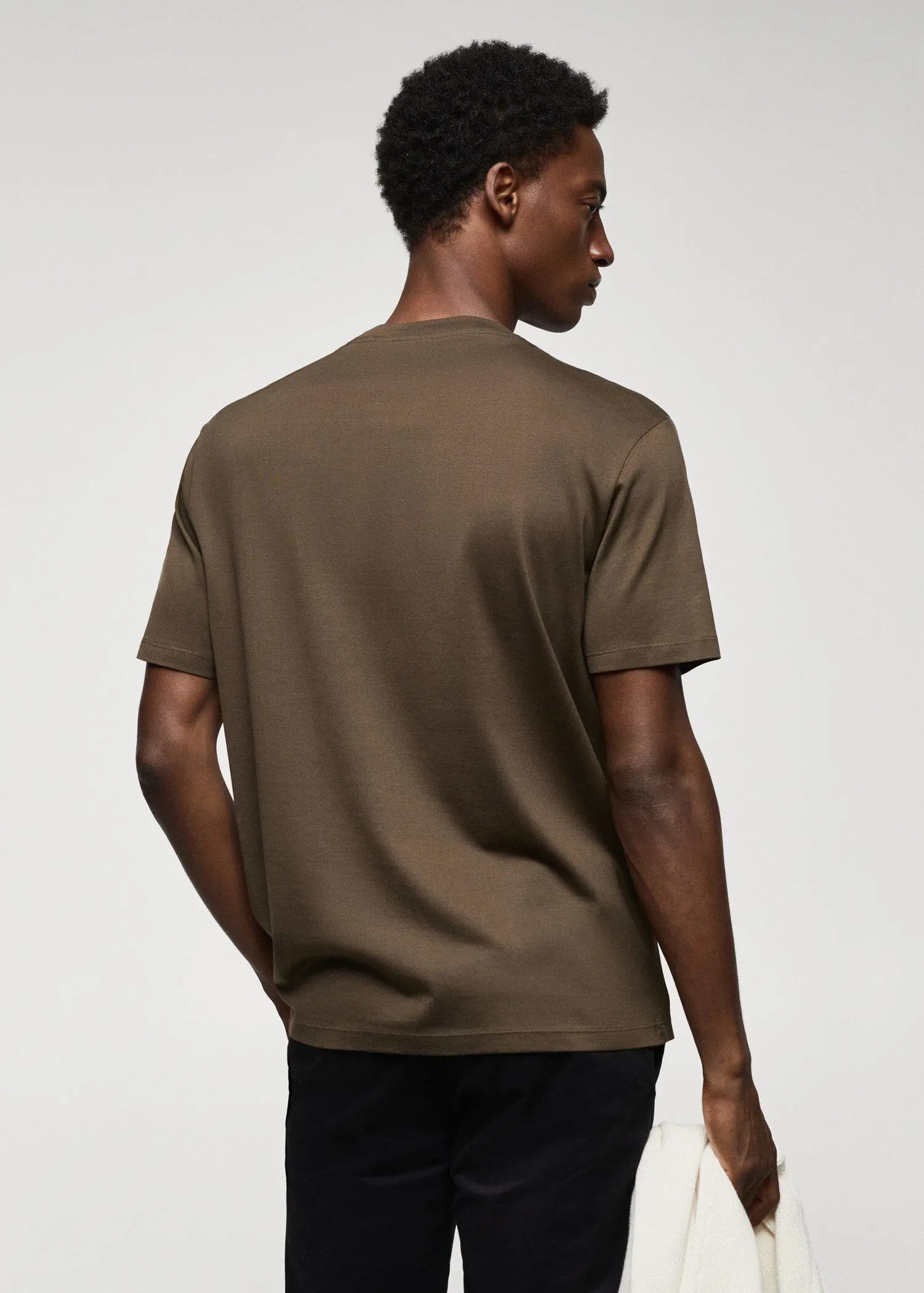 Mango Mercerized regular-fit t-shirt. 3